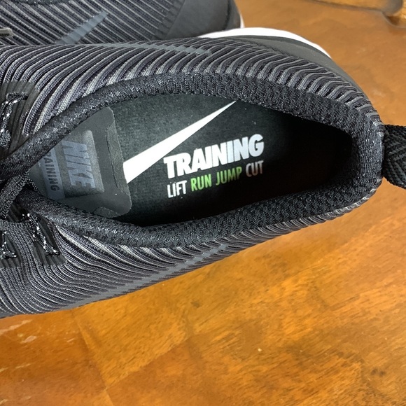 Nike Free Trainers - size 15 - Picture 4 of 9